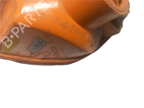 Clignotant avant droit FORD FOCUS I (DAW, DBW) 1.8 TDCi | BP29785581C33