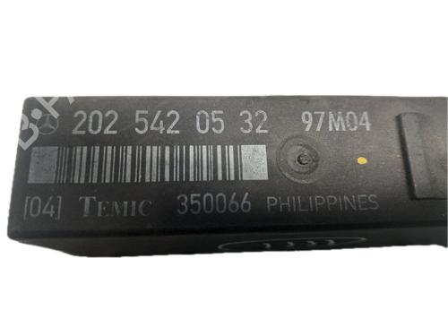 Used Electronic module MERCEDES-BENZ C-CLASS (W202) C 200 CDI (202.134) (102 hp) 29785731