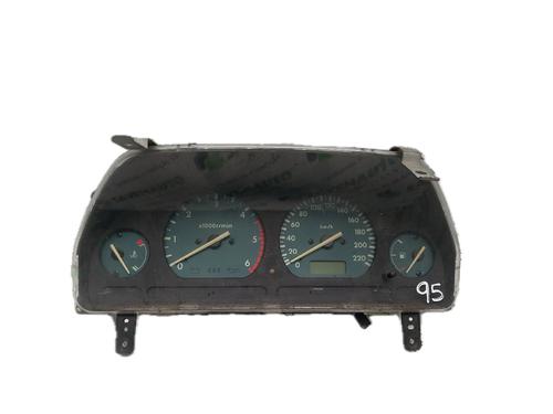 Used Instrument cluster LAND ROVER FREELANDER I (L314) 2.0 DI 4x4 (98 hp) 29786070