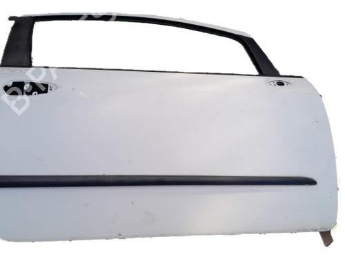 Used Right front door FIAT GRANDE PUNTO (199_) 1.3 D Multijet (69 hp) 29786375