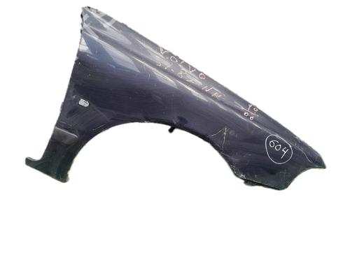 Used Right front fenders VOLVO V40 Estate (645) 1.9 DI (95 hp) 29786407