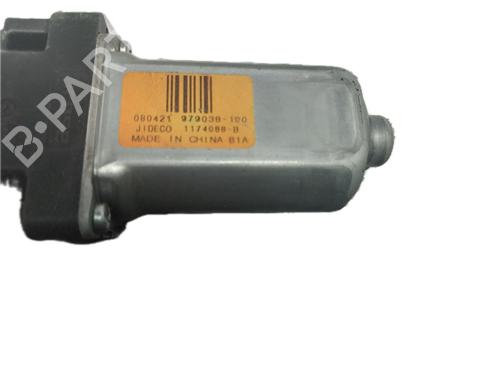 Right front window motor VOLVO V50 (545) 1.6 D | BP29786490E20