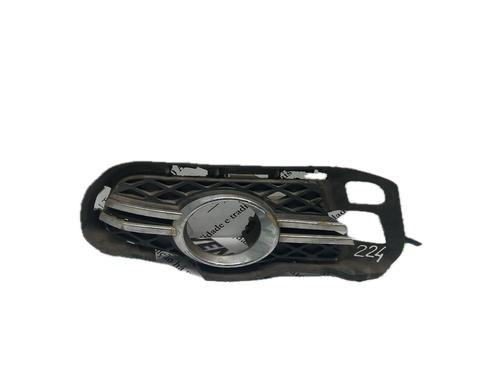 Used Grille MERCEDES-BENZ C-CLASS (W204) C 200 CDI (204.001) (136 hp) 29787421