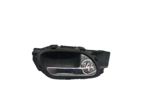 Used Front right interior door handle PEUGEOT 3008 II SUV (MC_, MR_, MJ_, M4_) 1.6 BlueHDi 100 (100 hp) 29788291