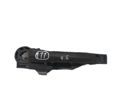 Used Front left exterior door handle RENAULT CLIO III (BR0/1, CR0/1) 1.5 dCi (64 hp) 29788484