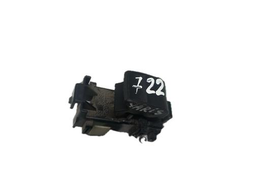 Used Right front window switch TOYOTA YARIS (_P9_) 1.4 D-4D (NLP90_, NLP90R) (90 hp) 29789626