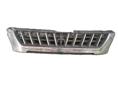 Used Grille MITSUBISHI SPACE WAGON (N9_W, N8_W) 2.4 GDI (N84W) (150 hp) 29789721