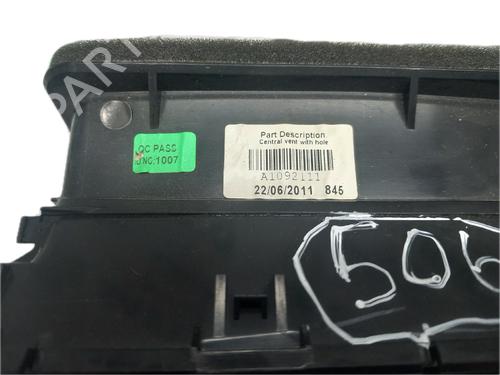 Air vent CITROËN C3 II (SC_) 1.4 HDi 70 (SC8HZC, SC8HR0, SC8HP4) | BP29789771I21