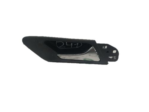 Used Front right interior door handle VW GOLF VI (5K1) 1.6 TDI (105 hp) 29789824