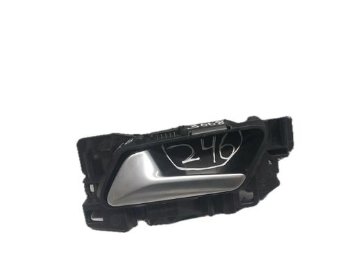 Used Front left interior door handle PEUGEOT 3008 II SUV (MC_, MR_, MJ_, M4_) 1.6 BlueHDi 115 (MCBHXW, MCBHYB) (116 hp) 29789829