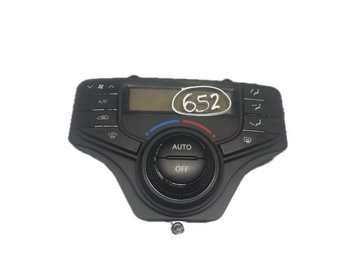 Used Climate control HYUNDAI i30 (FD) 1.6 CRDi (128 hp) 29790348