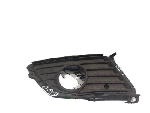 Used Grille OPEL CORSA C (X01) 1.3 CDTI (F08, F68) (70 hp) 29790415