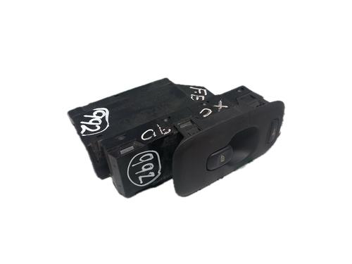 Interrupteur de vitre avant gauche VOLVO XC90 I (275) 2.5 AWD (208 hp) 29791233