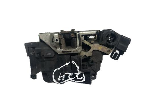 Front left lock MERCEDES-BENZ E-CLASS (W210) E 220 CDI (210.006) | BP29791429C98