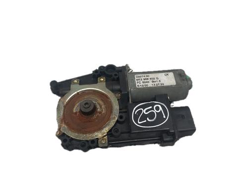 Portierruitmotor rechtsvoor SEAT IBIZA II (6K1) 1.9 TD (75 hp) 29791850