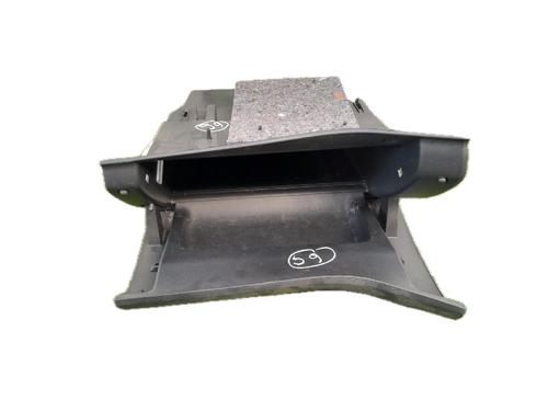 Glove box PEUGEOT 308 II (LB_, LP_, LW_, LH_, L3_) 1.5 BlueHDI 100 | BP29792116C95