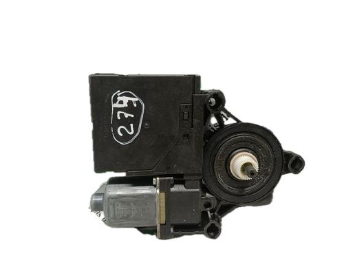 Used Left front window motor VW PASSAT B7 Variant (365) 1.6 TDI (105 hp) 29792261