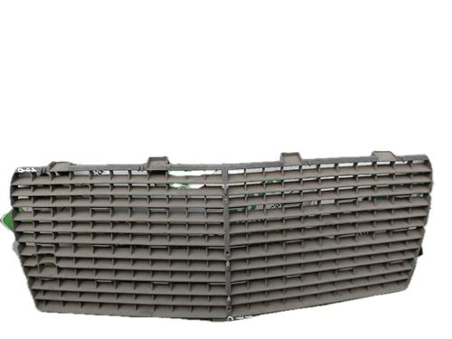 Used Grille MERCEDES-BENZ E-CLASS (W124) E 200 D (124.120) (75 hp) 29793079