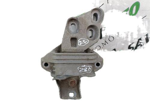 Used Engine mount MERCEDES-BENZ B-CLASS Sports Tourer (W246, W242) B 180 CDI (246.200) (109 hp) 29793461