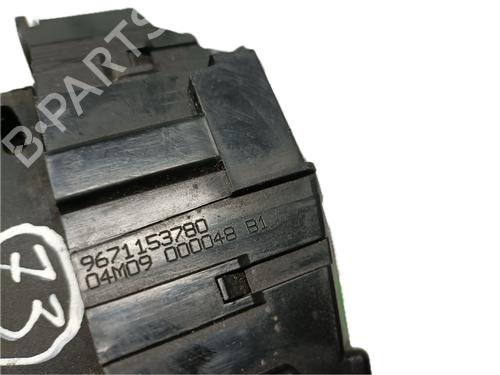 Zamek klapy tylnej / bagażnika CITROËN C4 Picasso I MPV (UD_) 2.0 HDi 165 | BP29793526C101