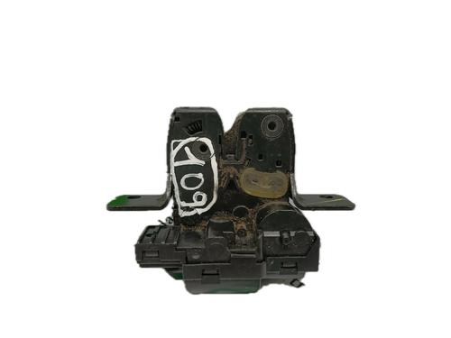 Used Tailgate lock RENAULT CLIO III (BR0/1, CR0/1) 1.5 dCi (64 hp) 29793766