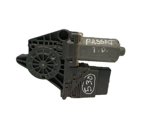 Rudehejsemotor bagstkærm højre VW PASSAT B5.5 (3B3) 1.9 TDI (101 hp) 29794205