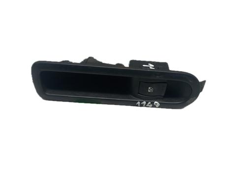 Used Right rear window switch RENAULT MEGANE II (BM0/1_, CM0/1_) 1.5 dCi (BM02, BM13, BM2A, CM02, CM13) (101 hp) 29794555