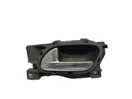 Venstre bagtil invendig håndtag PEUGEOT 407 SW (6E_, 6D_) 2.0 HDi (140 hp) 29794909