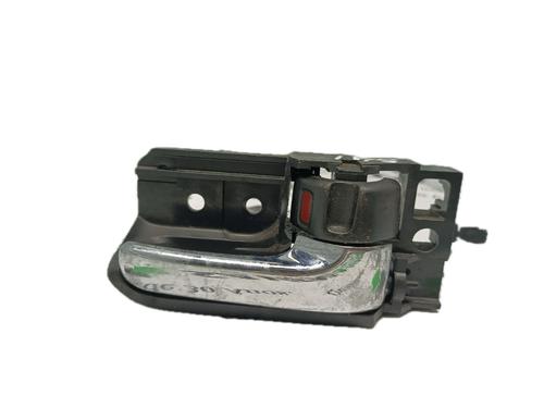 Used Front right interior door handle TOYOTA COROLLA (_E12_) 1.8 4WD (ZZE124) (136 hp) 29795105