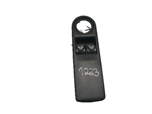 Used Left front window switch RENAULT CLIO IV (BH_) 1.5 dCi (BHM6) (84 hp) 29795216