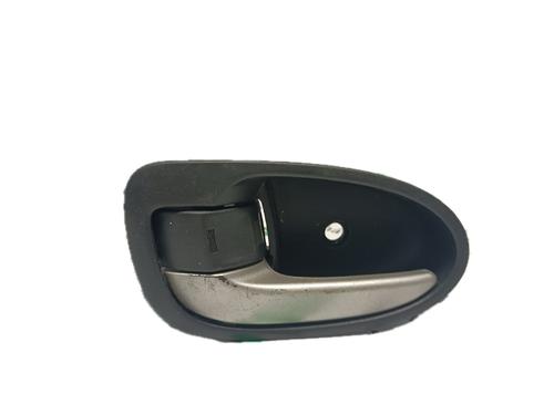 Used Front left interior door handle TOYOTA YARIS (_P9_) 1.4 D-4D (NLP90_, NLP90R) (90 hp) 29795302