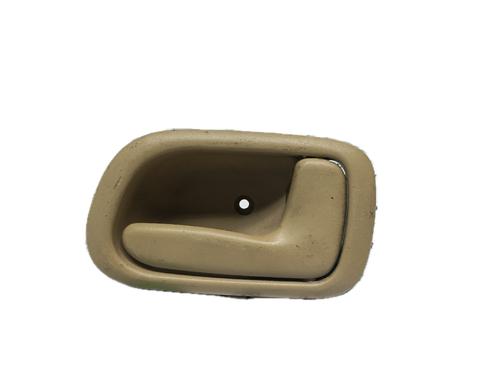 Used Rear right interior door handle TOYOTA COROLLA (_E11_) 1.8 (ZZE110) (126 hp) 29795329