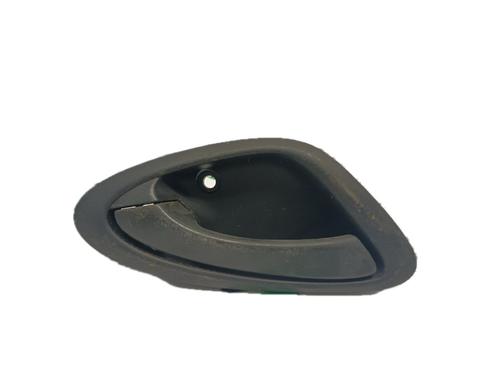 Used Front left interior door handle HONDA JAZZ II (GD_, GE3, GE2) 1.3 iDSi (GD2) (86 hp) 29795332