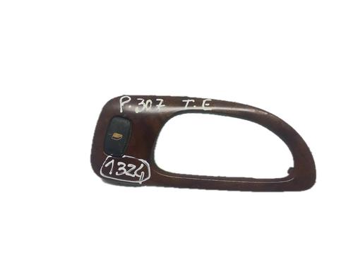 Interrupteur de vitre arrière gauche PEUGEOT 307 (3A/C) 1.4 HDi (68 hp) 29795540