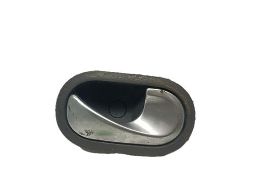 Used Front right interior door handle RENAULT MEGANE II (BM0/1_, CM0/1_) 1.5 dCi (BM02, BM13, BM2A, CM02, CM13) (101 hp) 29795750