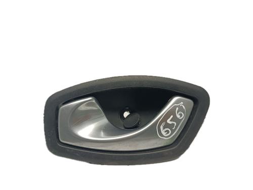 Venstre fortil invendig håndtag RENAULT CAPTUR I (J5_, H5_) 1.5 dCi (J5MW) (86 hp) 29795773