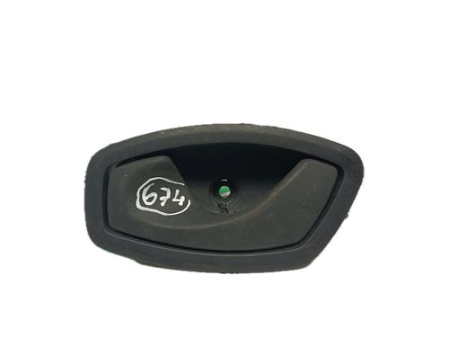 Maniglia interna posteriore sinistra RENAULT MEGANE III Hatchback (BZ0/1_, B3_) 1.5 dCi (106 hp) 29795807
