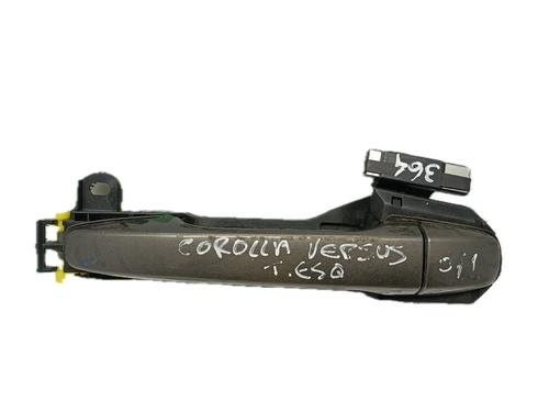Used Rear left exterior door handle TOYOTA COROLLA Verso (ZER_, ZZE12_, R1_) 2.2 D-4D (AUR10_, AUR10R) (177 hp) 29796565