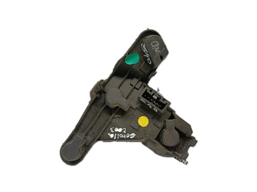 Lampeholder TOYOTA COROLLA (_E12_) 2.0 D-4D (CDE120_, CDE120R) | BP29796708L10