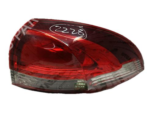 Used Right taillight RENAULT CLIO IV Grandtour (KH_) 1.5 dCi 110 (110 hp) 29796950