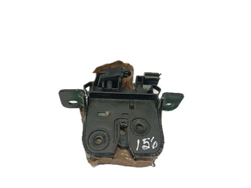 Used Tailgate lock DACIA LOGAN MCV (KS_) 1.5 dCi (KS0K) (68 hp) 29797292