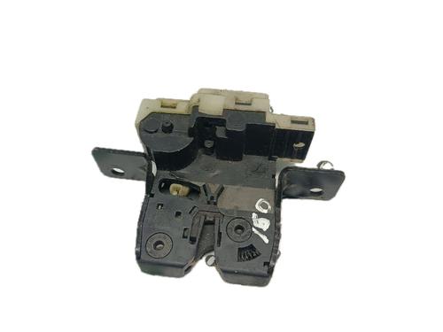 Used Tailgate lock RENAULT MEGANE III Hatchback (BZ0/1_, B3_) 1.5 dCi (106 hp) 29797296