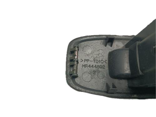 Right front window switch MITSUBISHI PAJERO II (V3_W) 3.2 DiD 4WD | BP29797553I26 