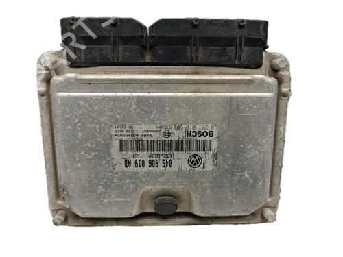 Used Engine control unit (ECU) VW POLO (6N2) 1.4 TDI (75 hp) 29797576