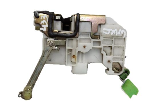 Front left lock TOYOTA AVENSIS (_T22_) 2.0 D (CT220_) | BP29797818C98 