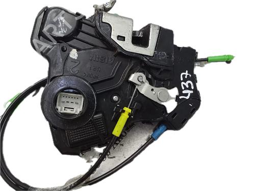Front right lock TOYOTA AURIS (_E15_) 1.4 D-4D (NDE150_, NDE150R) | BP29797822C97 