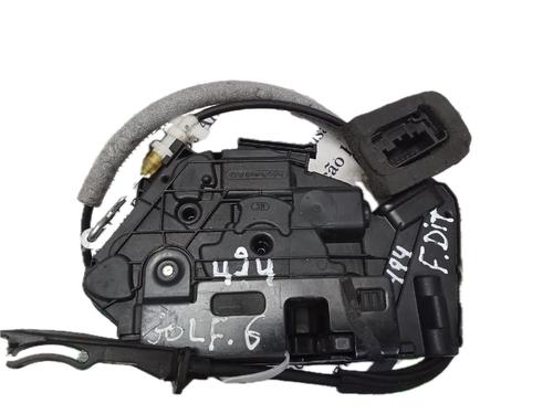 Zamek drzwi przednich prawych VW GOLF VI (5K1) 1.6 TDI | BP29798405C97