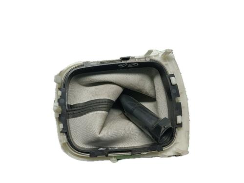 Shift knob RENAULT MEGANE III Hatchback (BZ0/1_, B3_) 1.5 dCi | BP29798539I34 