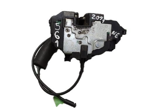 Højre fortil lås RENAULT MEGANE III Hatchback (BZ0/1_, B3_) 1.5 dCi (106 hp) 29798651