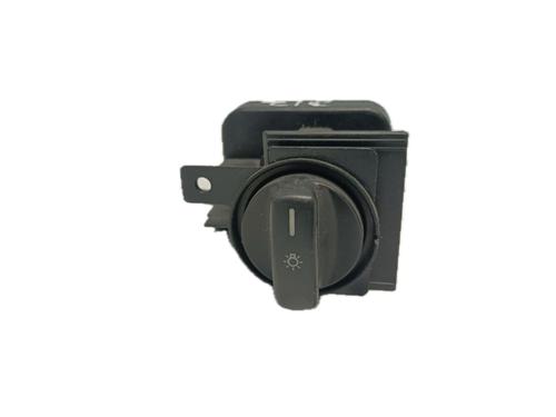 Used Headlight switch MERCEDES-BENZ A-CLASS (W169) A 180 CDI (169.007, 169.307) (109 hp) 29798683